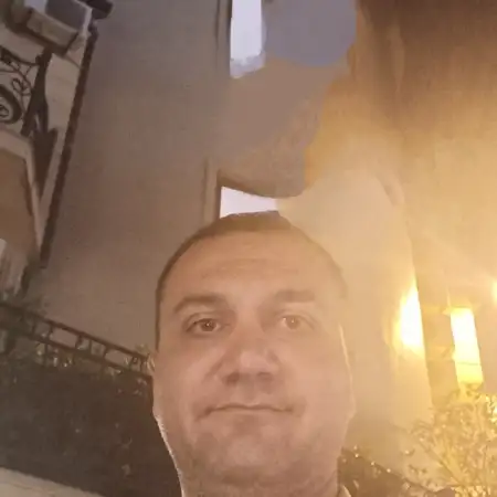 Han, 42Petah Tikva