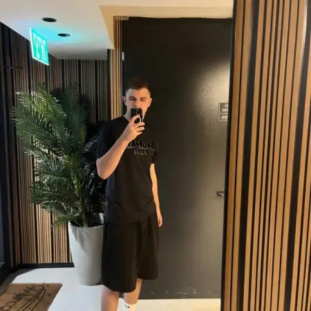 Daniel, 20Petah Tikva 