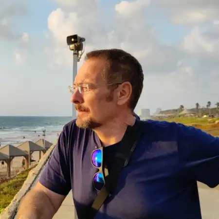 Vladimir, 54Jerusalem 