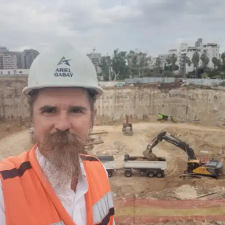 Yosef, 52Petah Tikva 