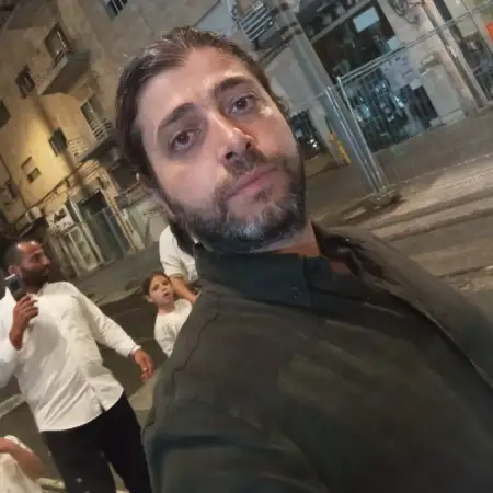 Peli, 40Jerusalem 