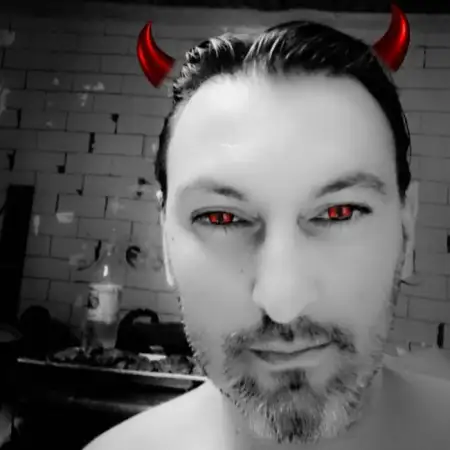Johnny, 46Haifa 