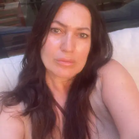 Shani, 48Holon 
