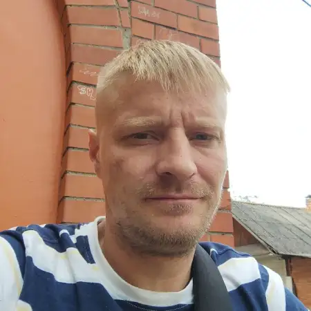 Aleksejs, 39Petah Tikva 