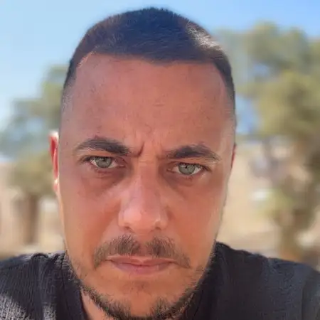 Yair, 37Bat Yam