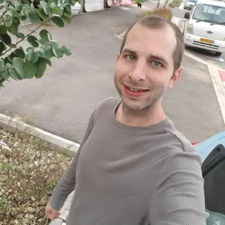 Yaacov, 32Pardes Hana 