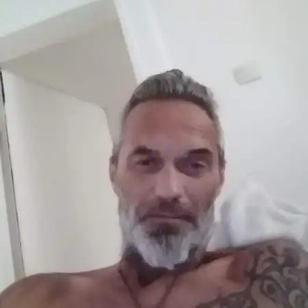 garry, 55Haifa 