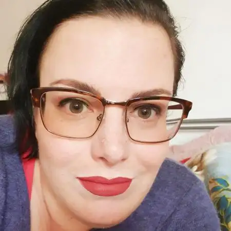Regina, 45Nazrat Illit 