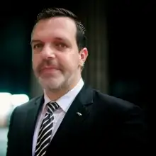 Photo David 1 לפני פגישה מאוד חשובה
