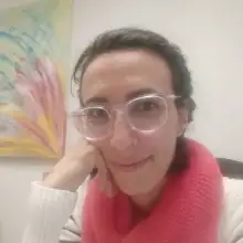 Ester, 33