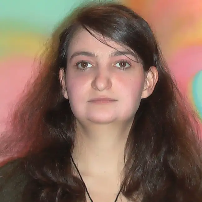 Marina, 39 
