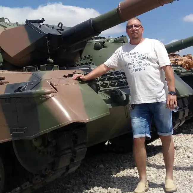 Yura, 54, Tel Aviv - Dately