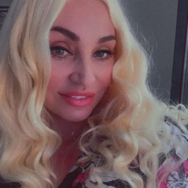 Leya, 51, Nesher - Dately