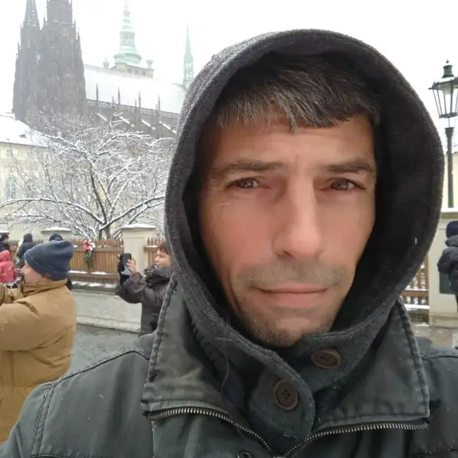 Gleb, 54, Tel Aviv - Dately
