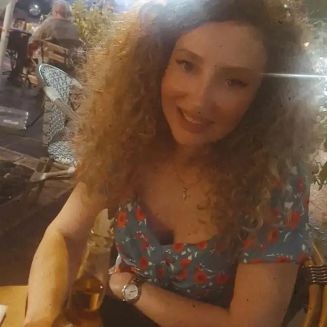 Janna, 42