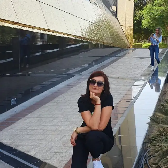 Valya, 56 