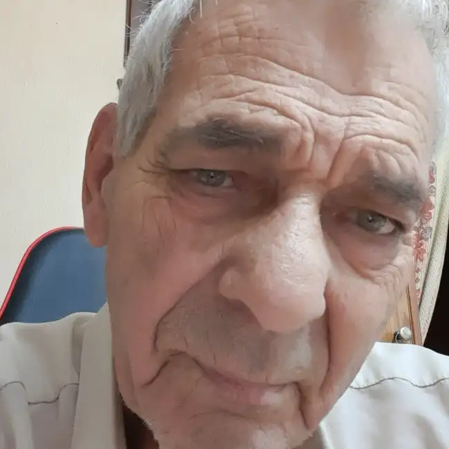 Vladimir, 81, Petah Tikva - Dately