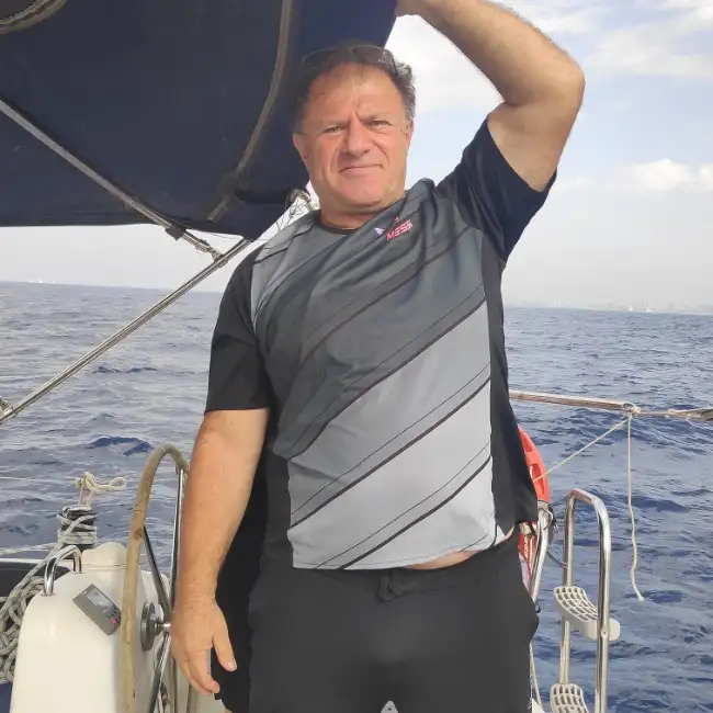אלי, 64, Ganei Tikva - Dately