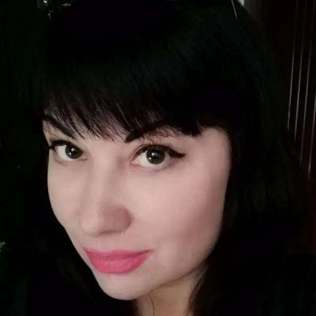 Elina, 46 - Dately