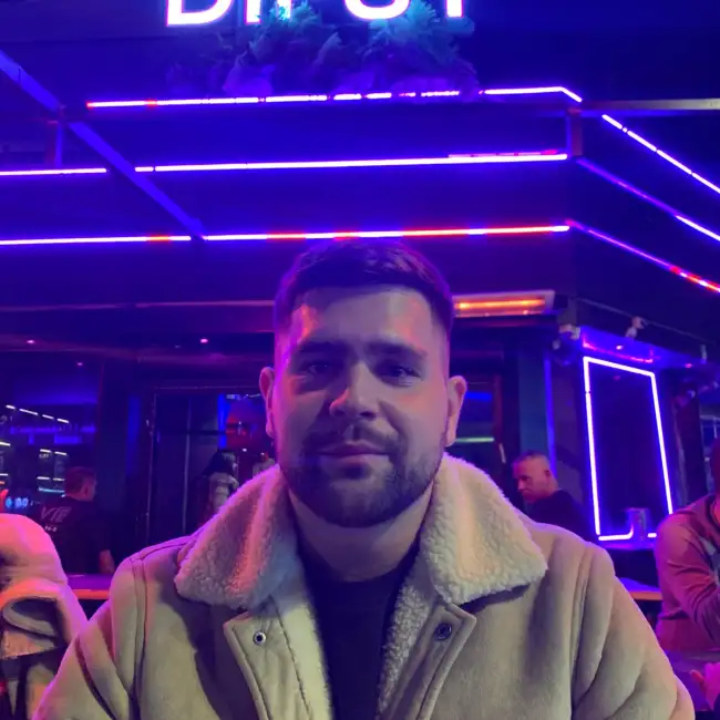 Lion, 24, Eilat - Dately
