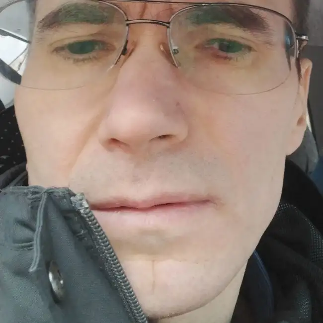 Aleksei, 48 - Dately