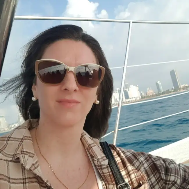 Tatyana, 44 - Dately