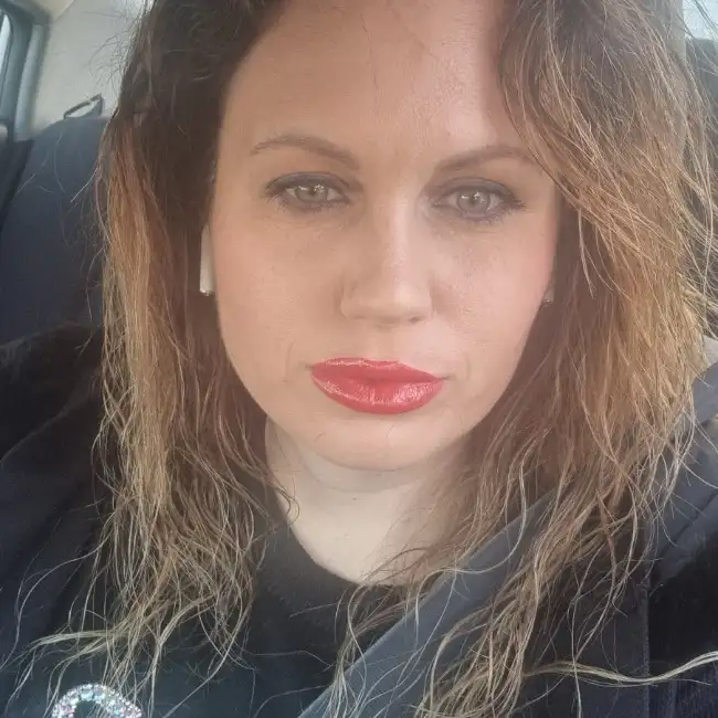 Yuliya, 35