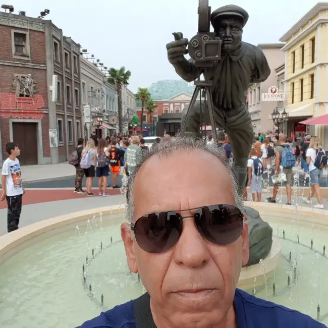 Adi, 70, Netanya - Dately
