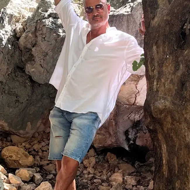 Ayach, 59, Petah Tikva - Dately