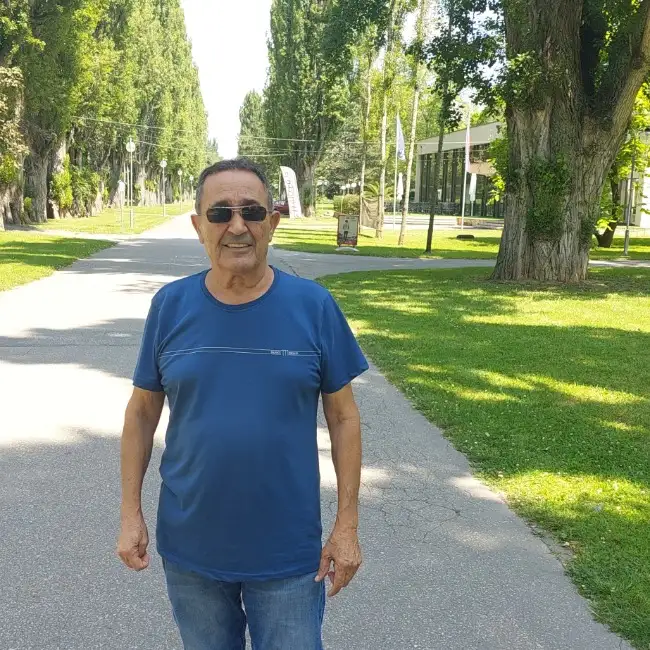 אבי, 81, Rehovot - Dately