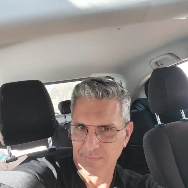 Uri, 53, Petah Tikva - Dately
