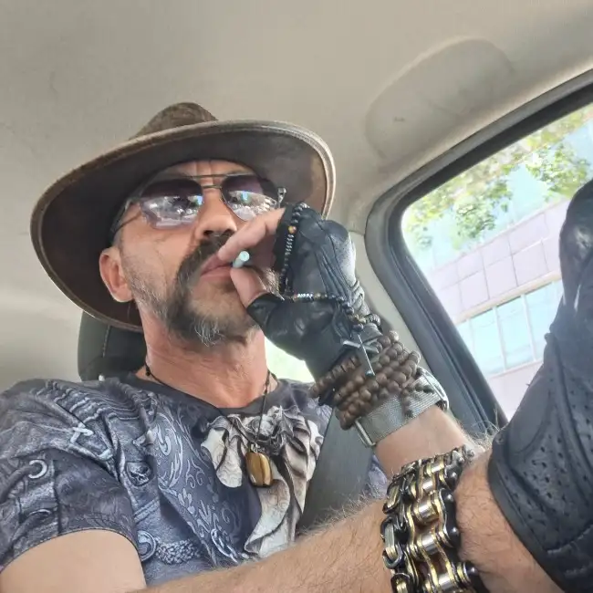 Alex, 52, Kadima - Dately