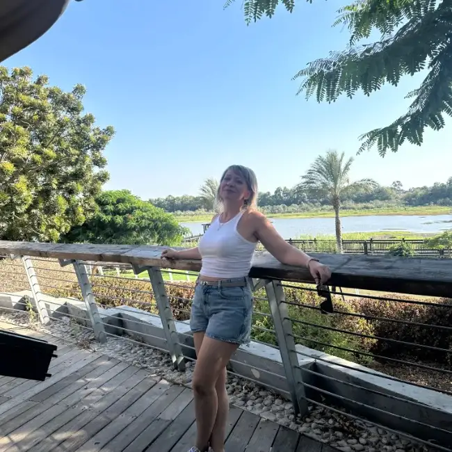 Natalia, 49