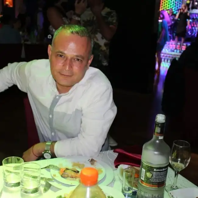 Aleksander, 41, Tel Aviv - Dately