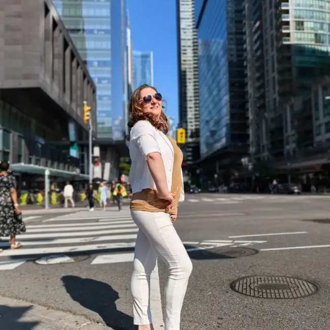 Evelin, 49