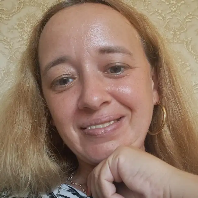Mariya, 40