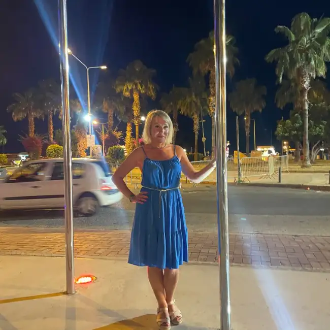 Irina · 44 ·
