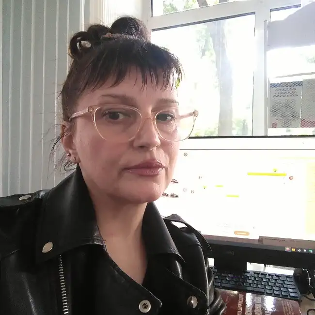 Natalya, 52 - Dately