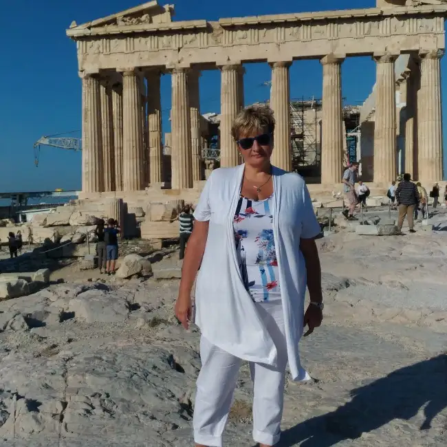 Sofiya, 63 - Dately