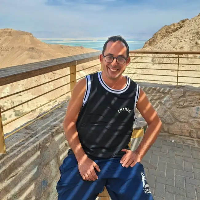 שי, 44
